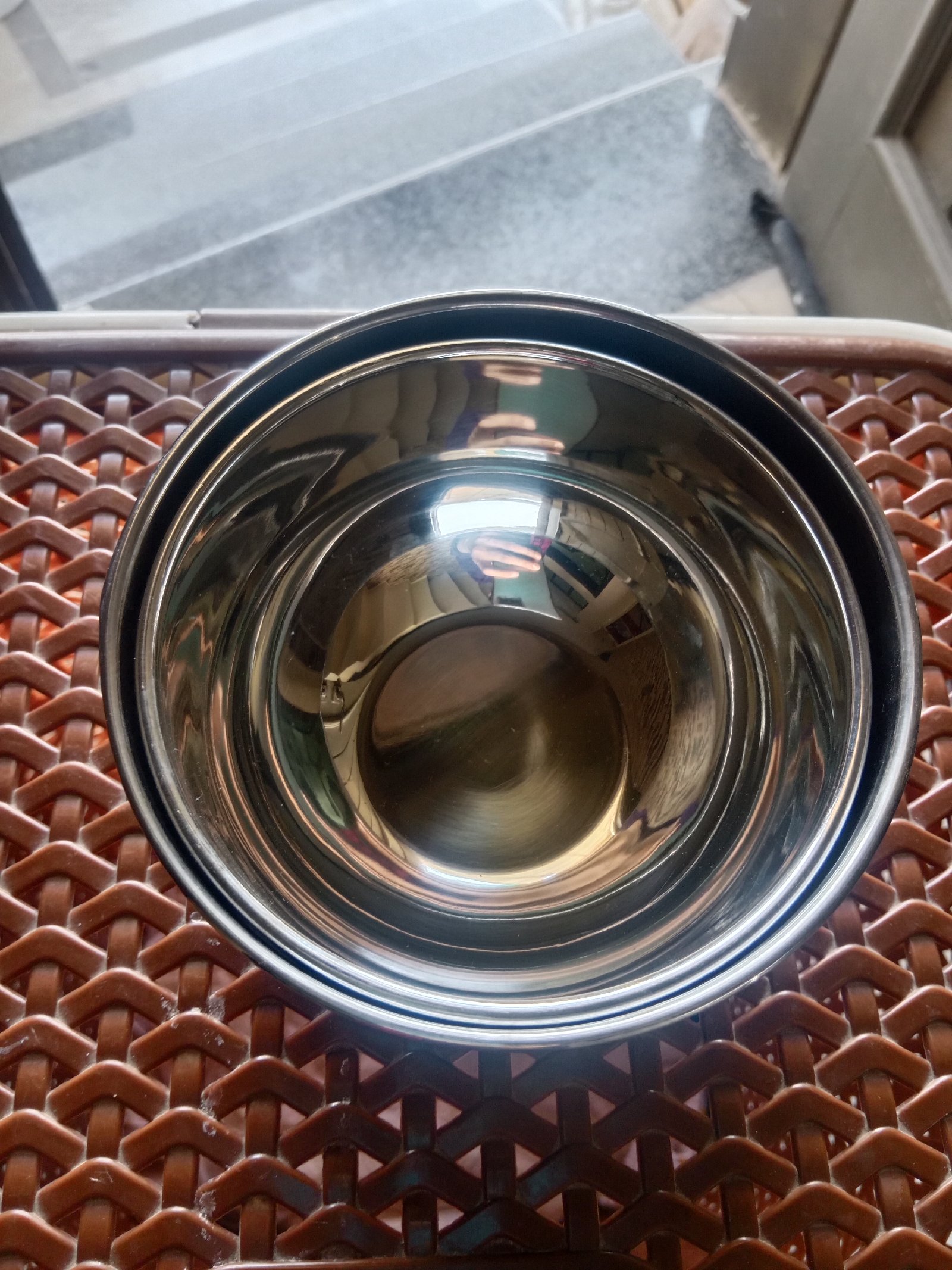 stainless steel bowl