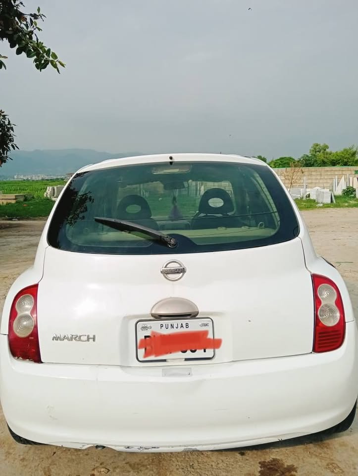 2007 Nissan march