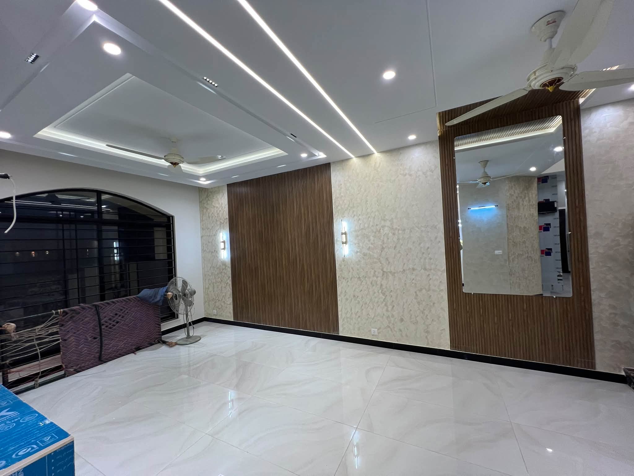 10 Marla Designer House for Sale – Bahria Enclave Islamabad