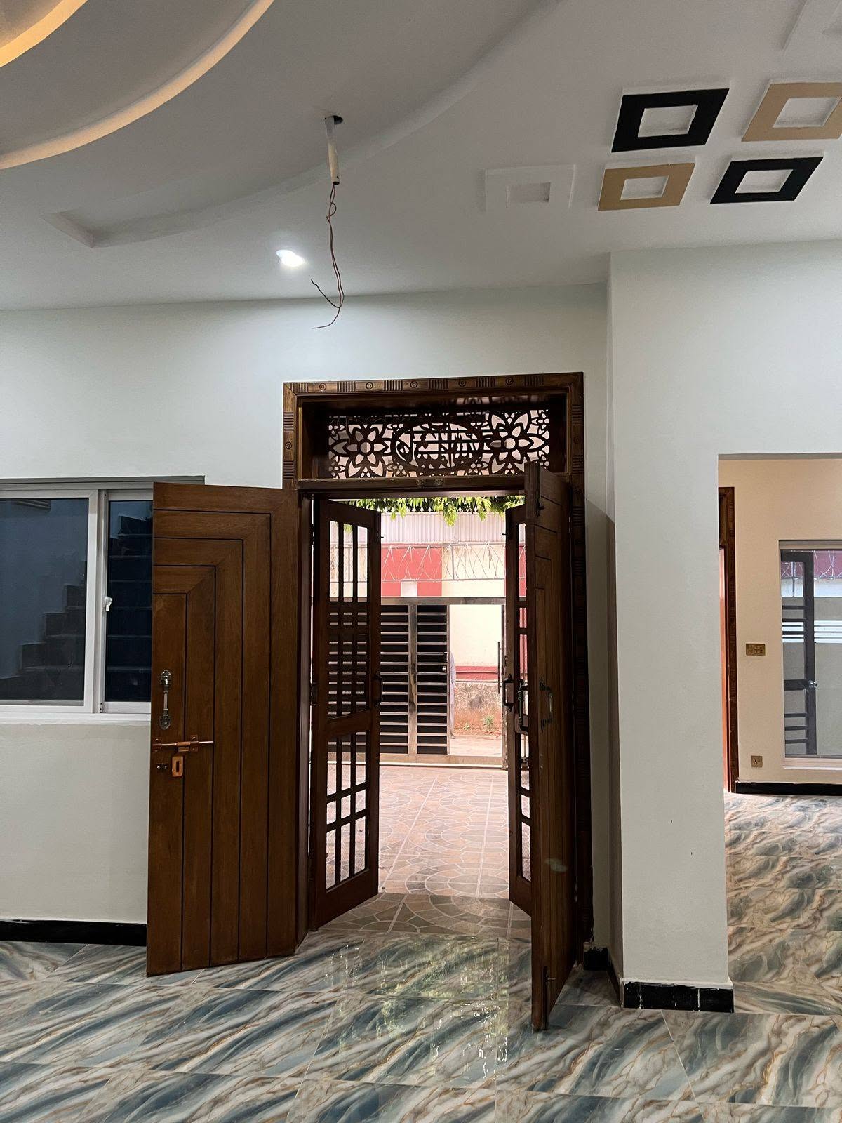 Double story house available for Rent