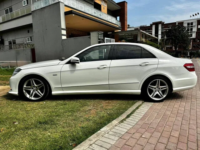 2011 Mercedes E 200 Amg