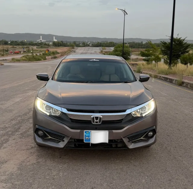 2018 Honda Civic Oriel iVtec UG